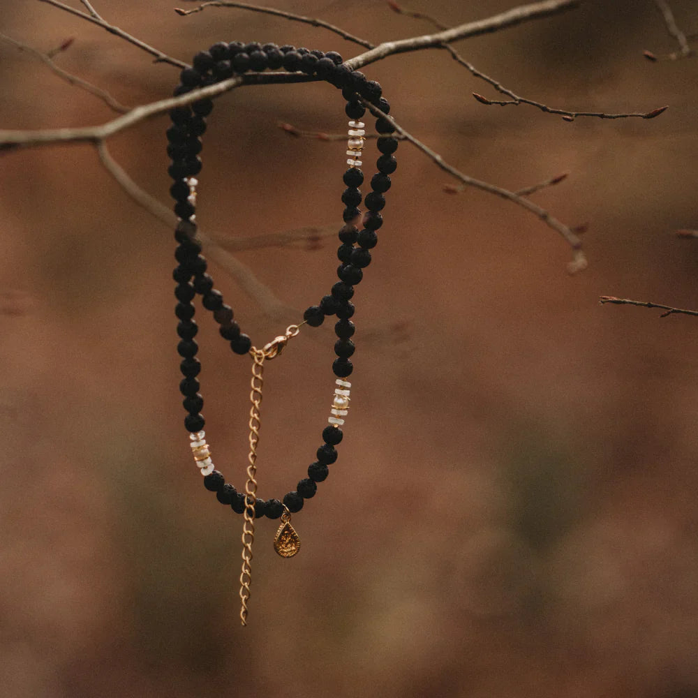 Bijoux en pierre de lave