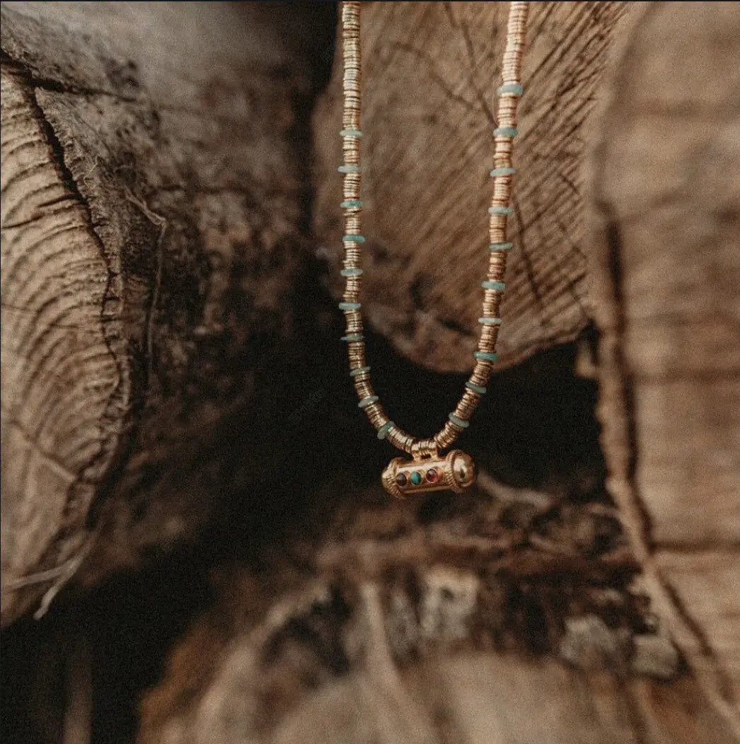 Bijoux-en-œil-de-tigre-Pierre-naturelle-de-confiance Horna