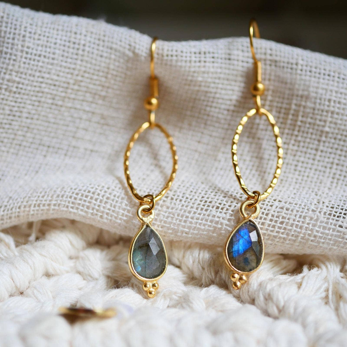 Boucles d'oreilles Ariane en labradorite et acier inoxydable