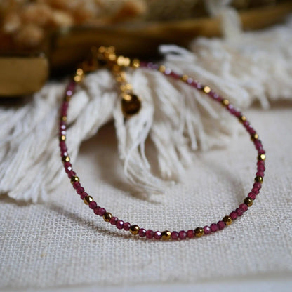 Bracelet Cléo en grenat et hématite, vue 1